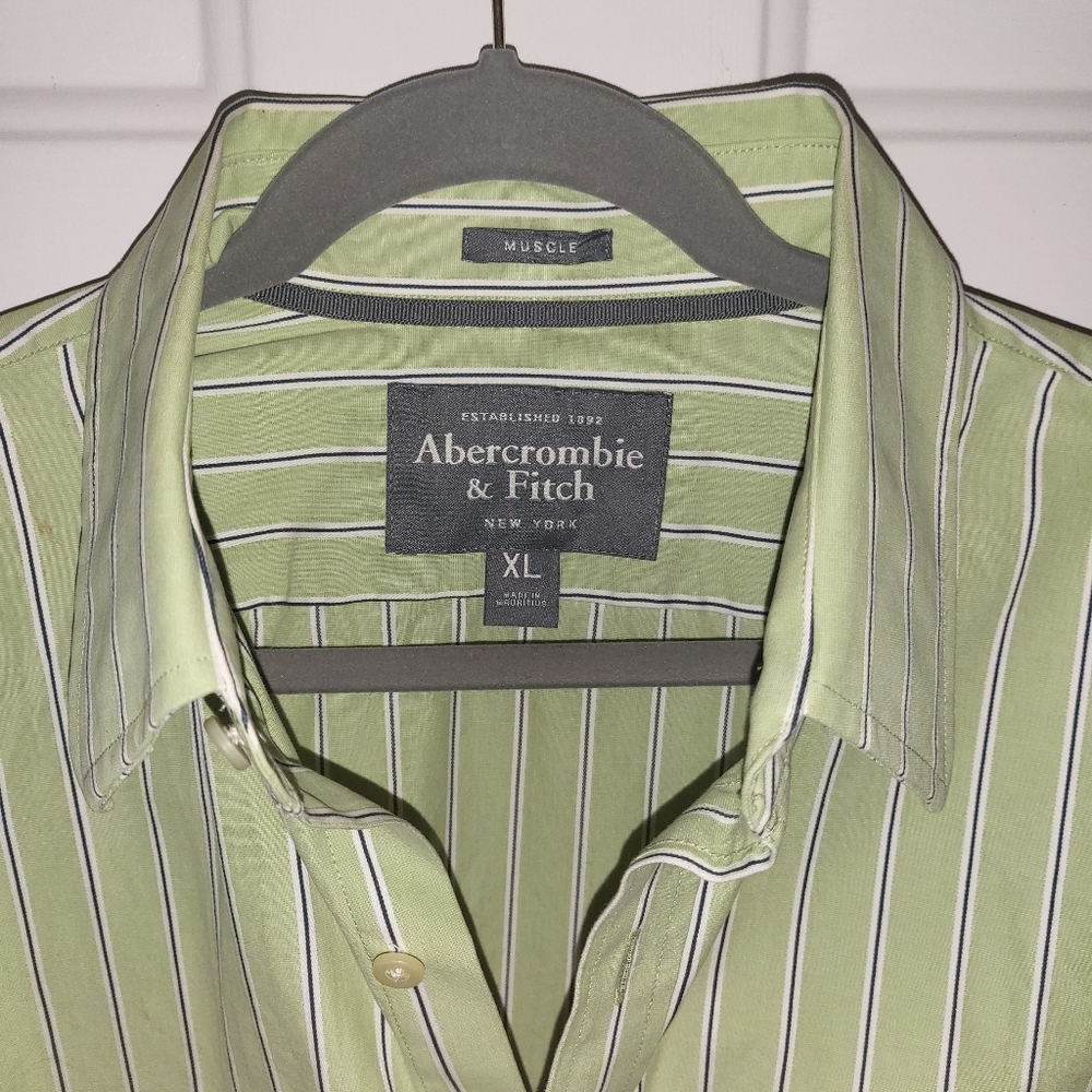 Abercrombie & Fitch Mens Button Down, Mens XL Slim Cut with French Cuffs